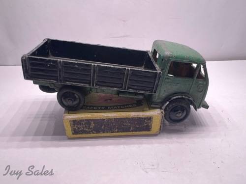 Dinky Toys Truck - REPAINT