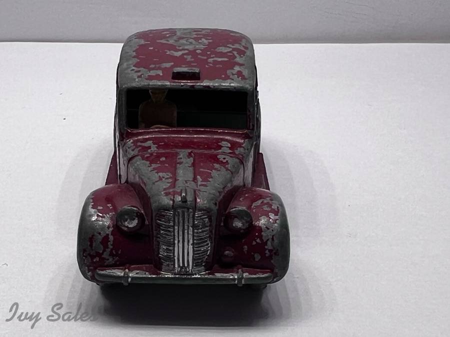 MATCHBOX TOYS #17 METROPOLITAN TAXI