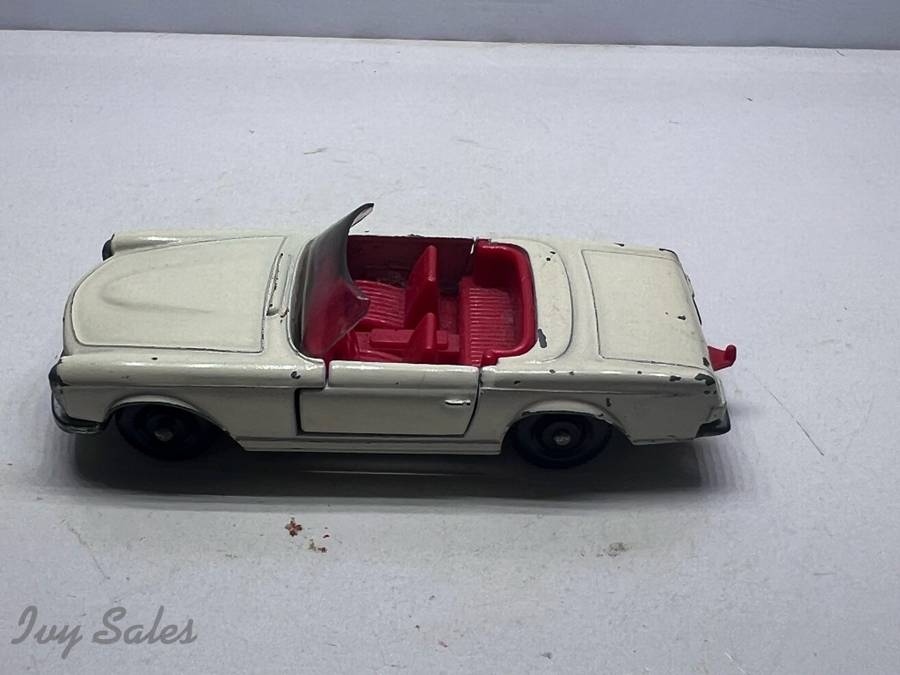 Matchbox Lesney #27 Mercedes 230 SL
