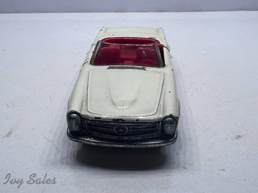 Matchbox Lesney #27 Mercedes 230 SL