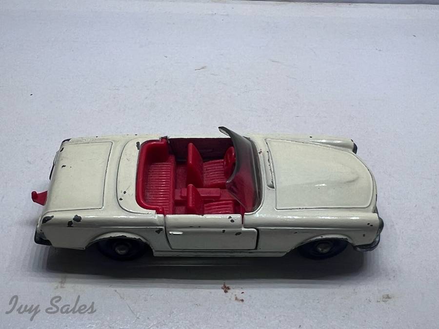 Matchbox Lesney #27 Mercedes 230 SL