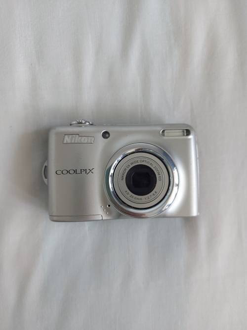 Nikon Coolpix L23 Camera