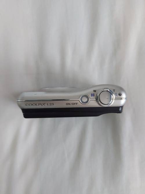 Nikon Coolpix L23 Camera