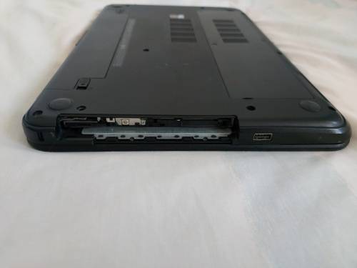 Dell inspirion 15 core i5 Laptop - SSD