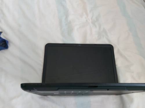 Dell inspirion 15 core i5 Laptop - SSD