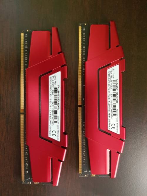 8GB RIPJAWS DDR4 2400 ( 2x 4GB )