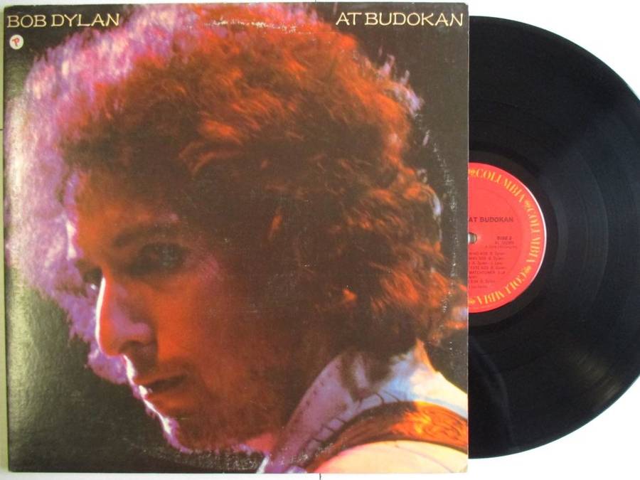 BOB DYLAN - AT BUDOKAN - USA VG / VG+ 2LP GATEFOLD WITH INNERS AND POSTER