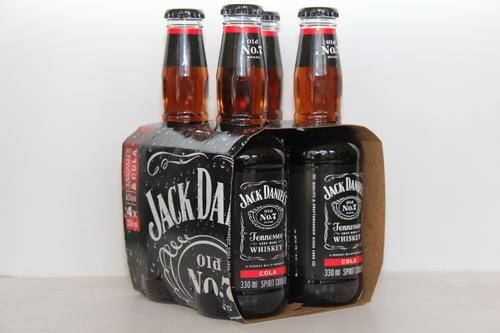 Jack Daniels Whiskey and Cola 4 x 330ml.
