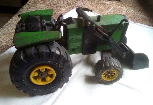TONKA Metal XMB-975 Tractor with front loader circa 1950`s vintage - as is