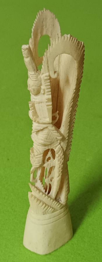 Hand Carved ART Sculpture -Stunning app. 18 cms high Vintage