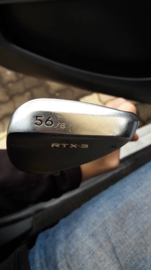 Cleveland RTX-3 56/8 sand wedge