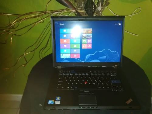 Lenovo T500 Core 2 Duo 2.4ghz, 2Gb Ram, 160gb hdd