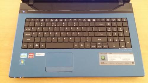 17" Acer aspire 7750g, i7 , 4Gb Ram, 640Gb Hdd, 1Gb Amd 6650m Graphx