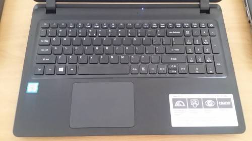 *Late 2016* 15.6" Acer Aspire Es 15, i5 6th Gen, 8Gb Ram, 1Tb Hdd