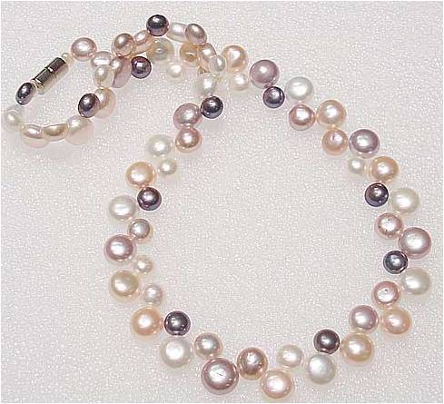 Cultured pearl necklace