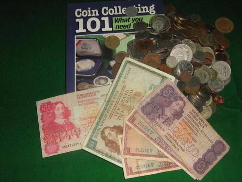 COLLECTION OF INTERNATIONAL COINS ABOUT 1.2KG SOME BANK NOTES AbND A COLLECTERS BOOK ONE BID FOR ALL