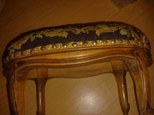 VICTORIAN EMBROIDERY FOOTSTOOL