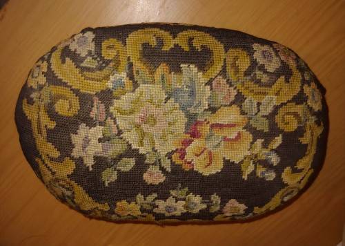 VICTORIAN EMBROIDERY FOOTSTOOL