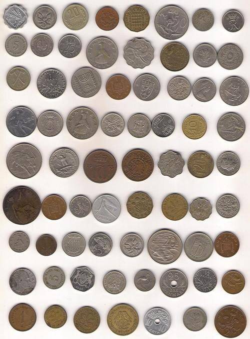 WORLD LOT OF COINS +/- 375 incl CROWNS, 1800's Hong Kong, Great Britain, France etc