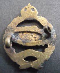 WORLD WAR 2 BRITISH ROYAL TANK CORPS COLLAR - CAST IN FIELD