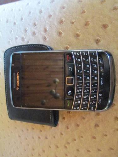 GENUINE BLACKBERRY 9700 BOLD 2 SMARTPHONE