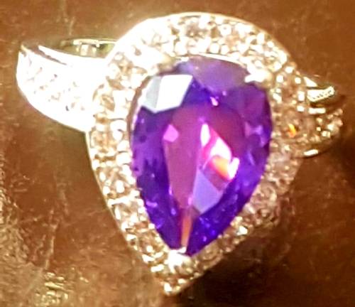 Stunning sterling silver ring set with internally flawless amethyst