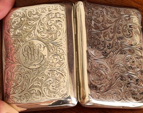 Antique solid sterling silver cigar case, Birmingham 1913. Weight 53.55 sterling silver