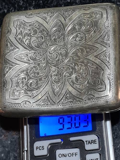 Antique solid sterling silver cigar case, Weight 93 grams sterling silver