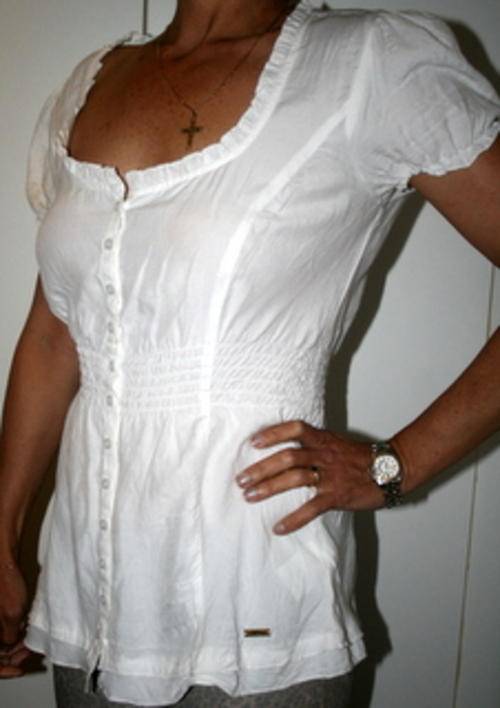 Guess - White Gypsy Style top - Size Small