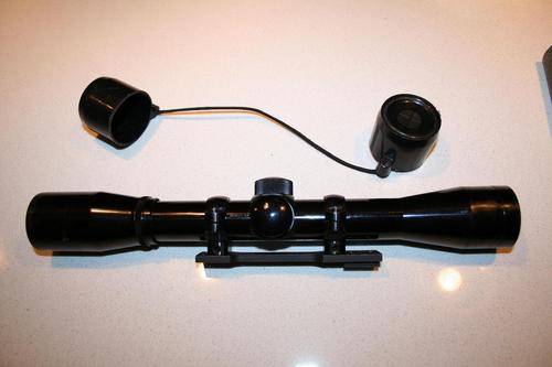 RAM 4 X 32 Bush scope with mounts (ex .303) Waterproof and 100%