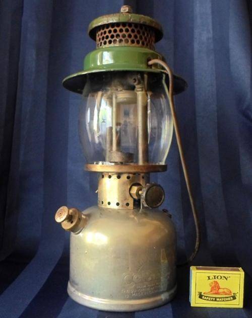 VINTAGE COLEMAN PARAFFIN LANTERN NUMBER 249 - PLEASE READ ABOUT CONDITION - POSTAGE R50