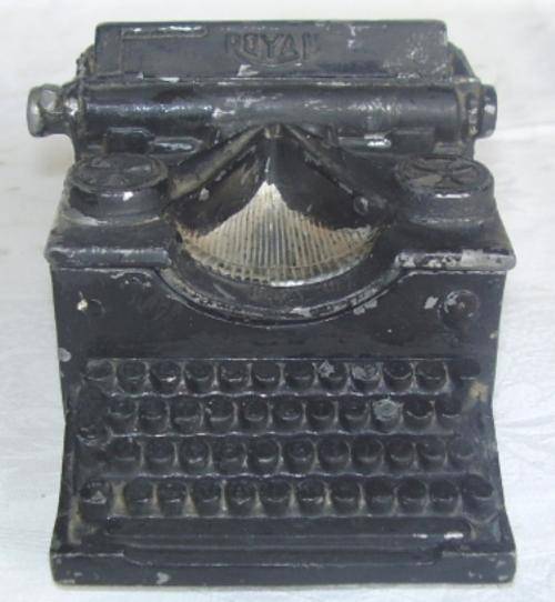 OLD DESKTOP ADVERTISING CAST IRON PAPERWEIGHT ROYAL TYPEWRITER