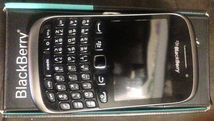Blackberry Curve 9320
