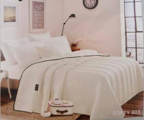 KING SIZE QUILTS (5 colours to choose from)