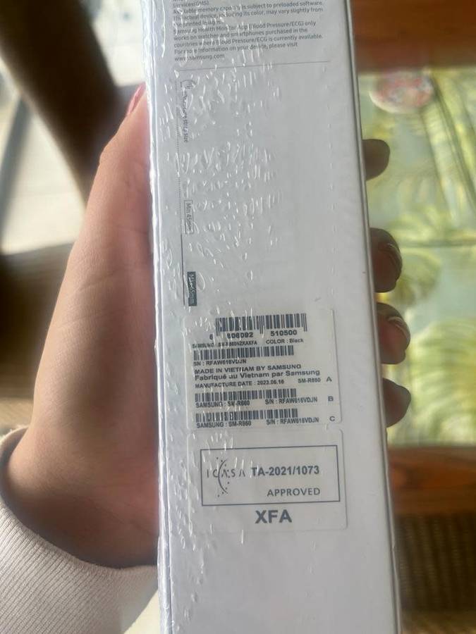 *BRAND NEW* Samsung Galaxy Watch 4 (Black, 40mm)