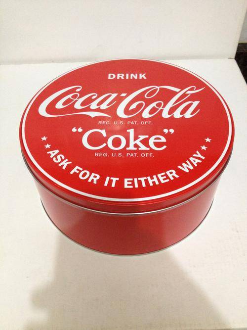 Coca Cola Collectors Tin ( 2 in 1 )