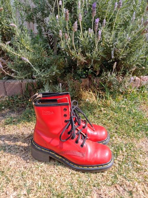 Genuine Vintage Dr Martens Red with Heel Made in England Size 4 VGC