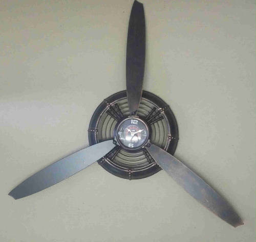 Airplane Propeller wall clock