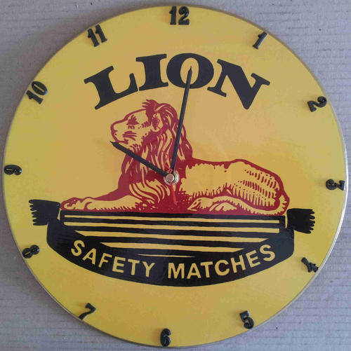 Lion match vinyl clock