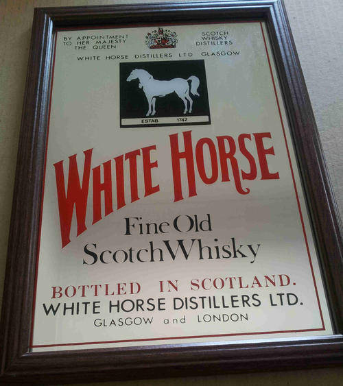 White Horse pub mirror                                                                        bd4