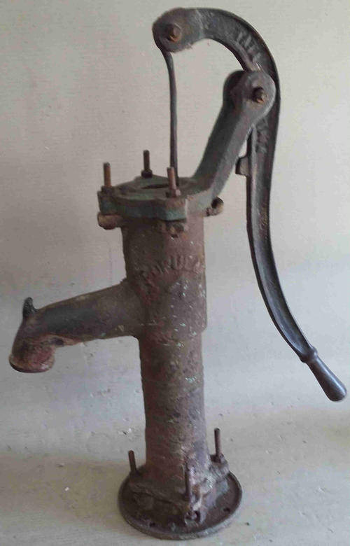 Well/bore hole pump. Really old