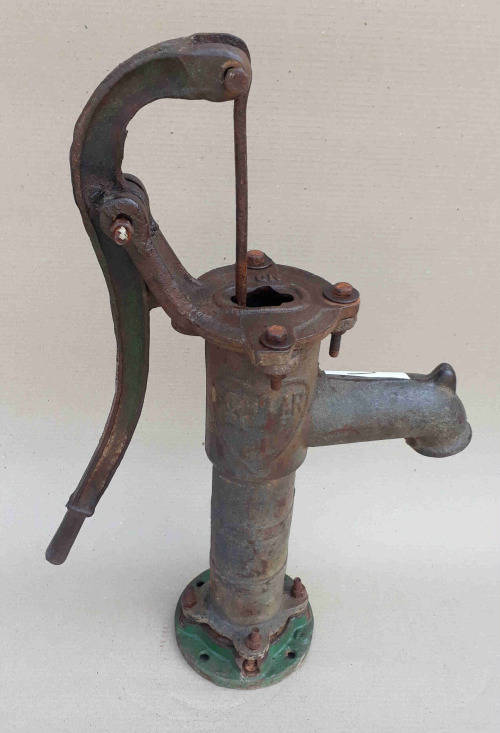 Well/bore hole pump. Really old NO 5