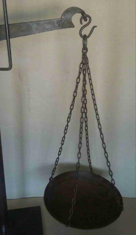 Vintage Iron scale. Really old