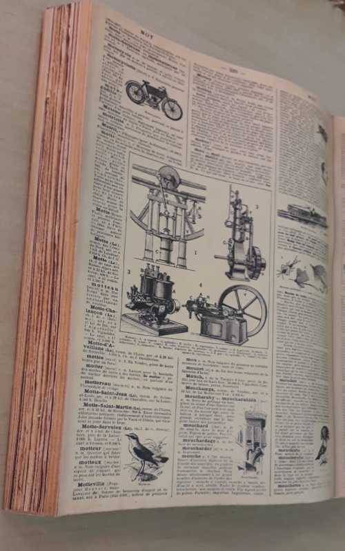 Artificial book.