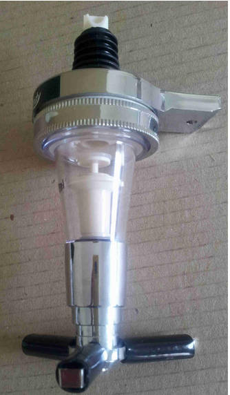 Single domestic optic spirit tot measure dispenser.