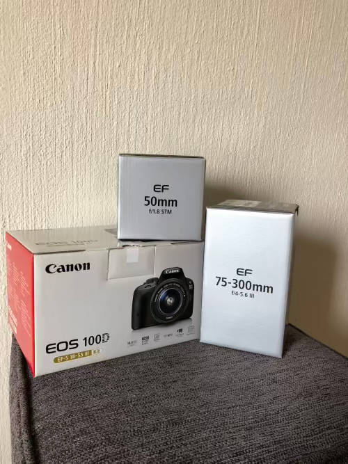 Canon 100D