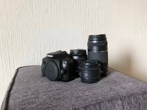 Canon 100D