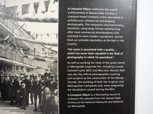 A Liverpool Album: Photographs from the Stewart Bale Archive( Coffee Table Book)