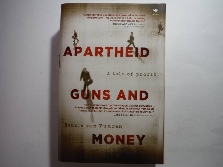 Apartheid Guns and Money - Paperback - Hennie van Vuuren