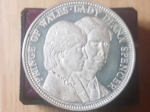 1 Oz Sterling Silver Commemorative coin